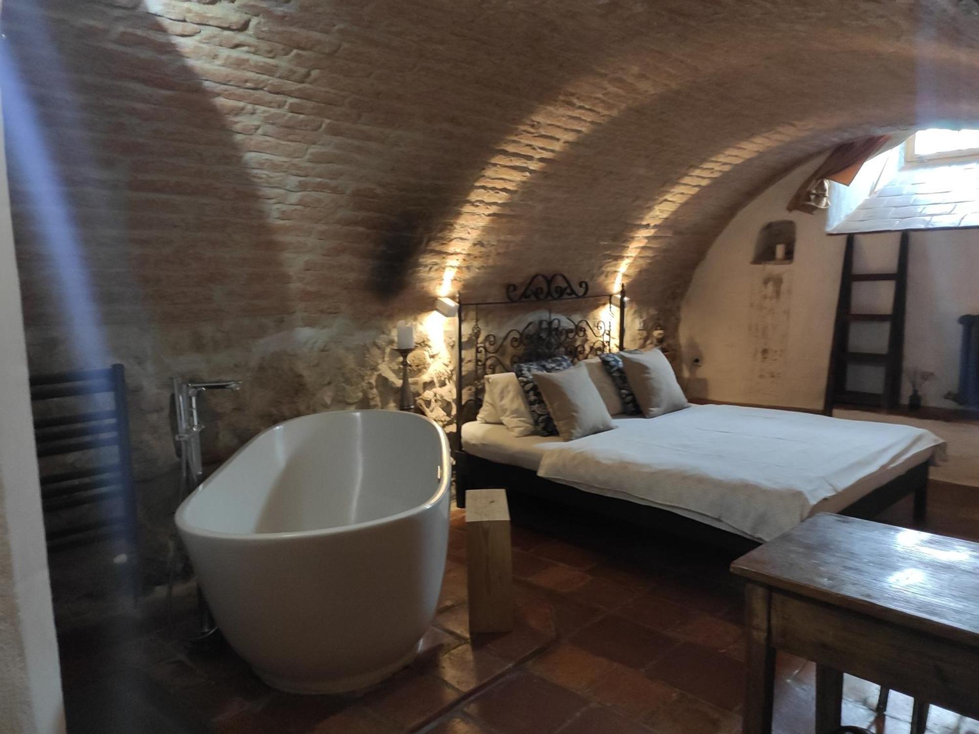 Apartmany Antico Микулов Екстериор снимка