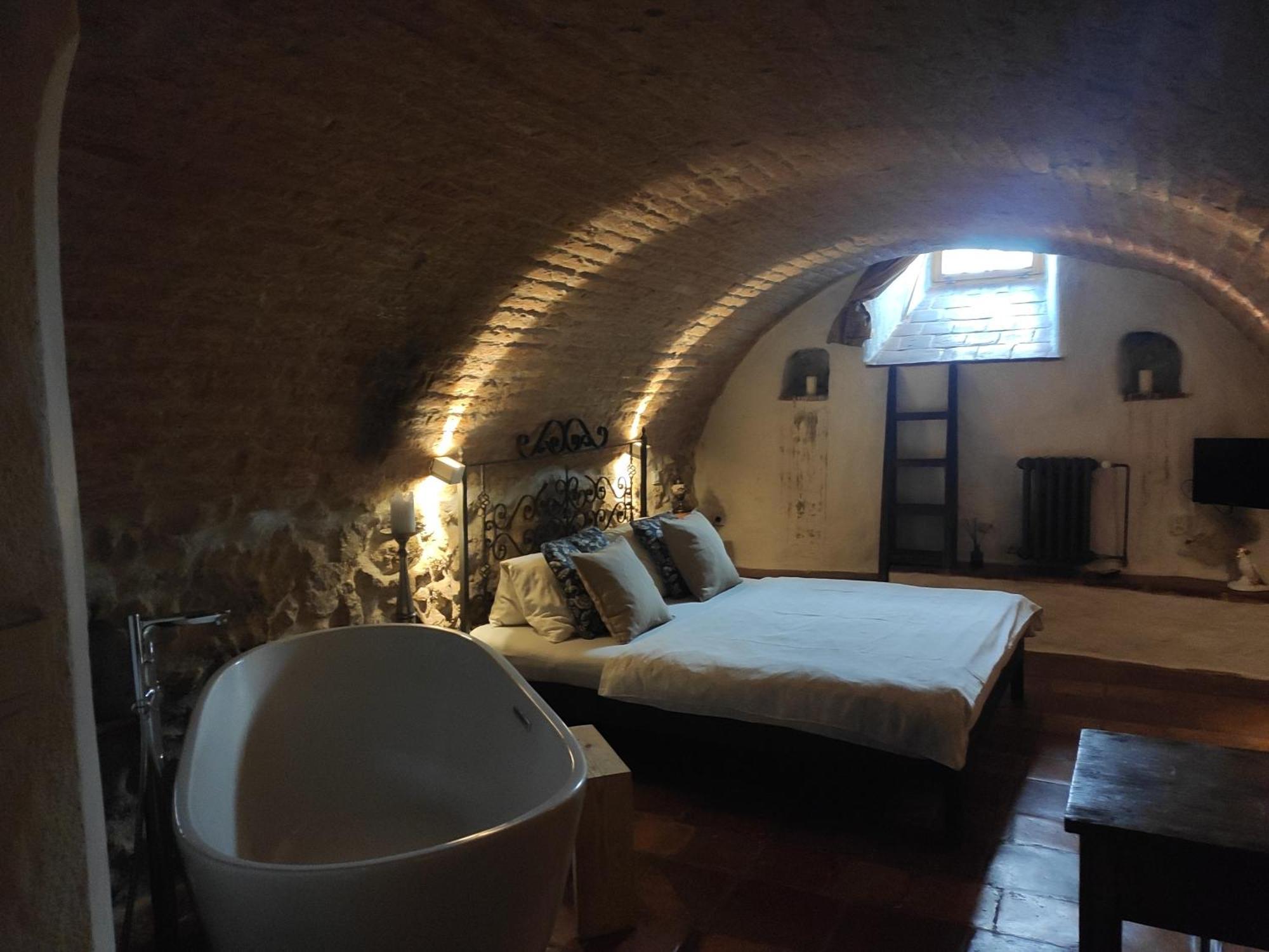 Apartmany Antico Микулов Екстериор снимка